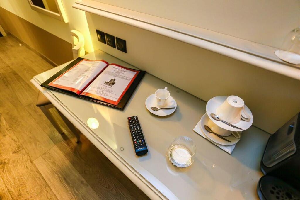 Cit'Hotel - Hotel Le Cedre Noyon Luaran gambar